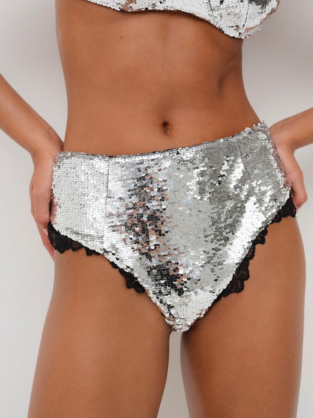 New! For Love And Lemons Maia High-Waist Sequin Bottom Silver 34634